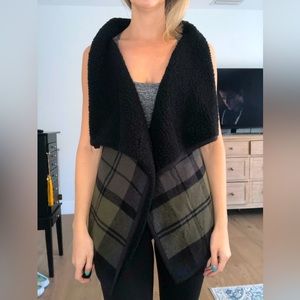 Mossimo Sherpa Plaid Vest